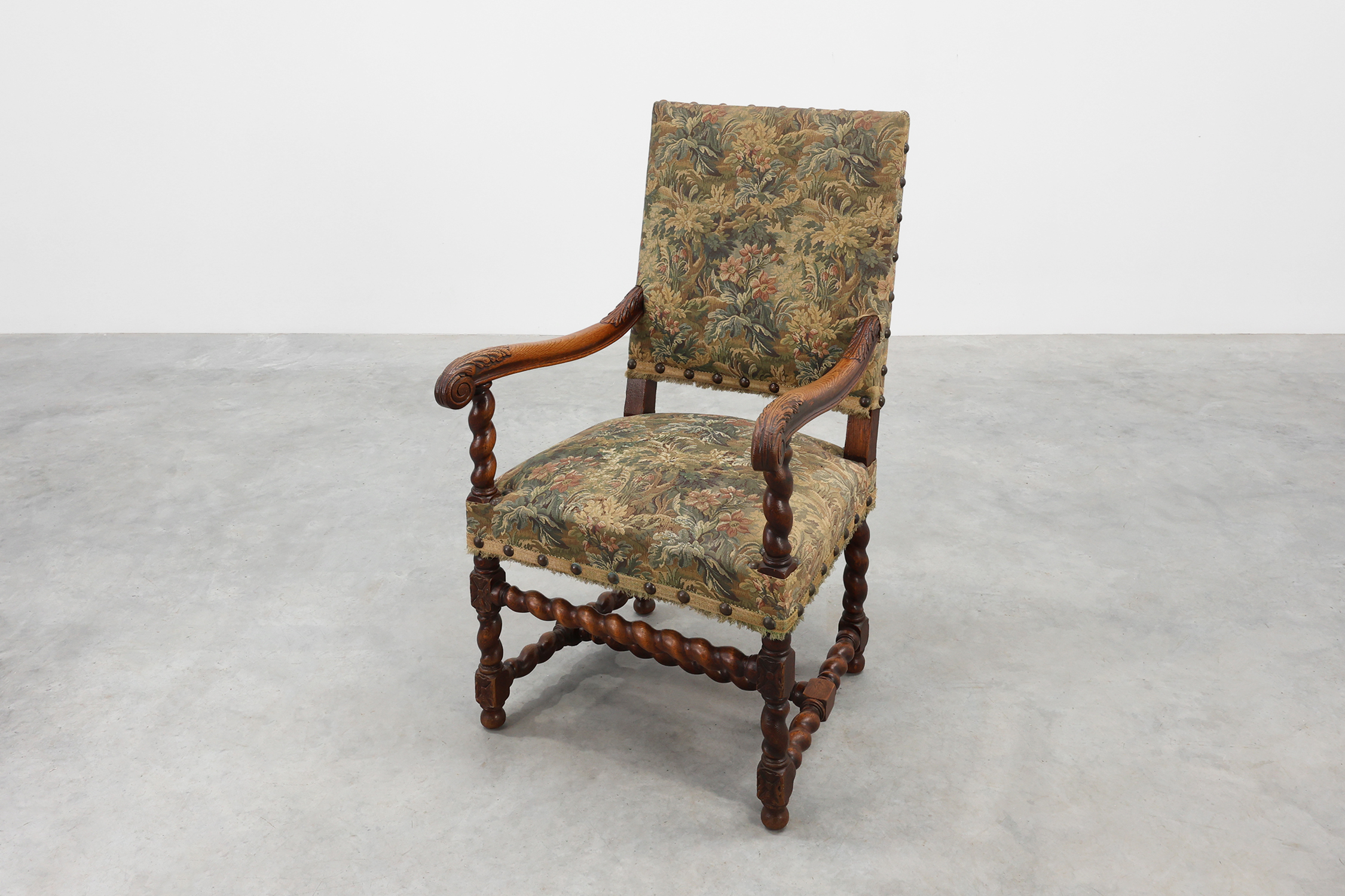 Antique armchair in walnut with tapestry upholstery, UK 17th centurythumbnail